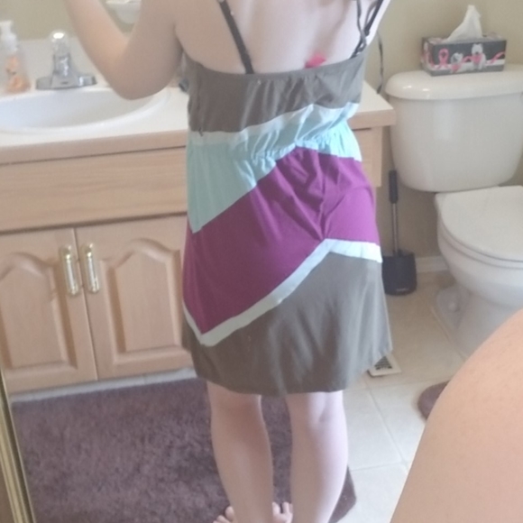 Summer dress - Picture 2 of 3